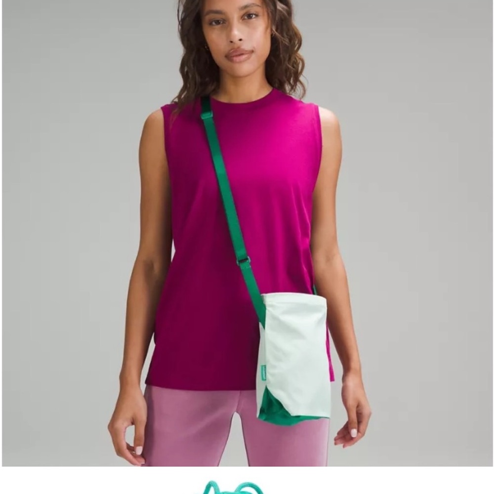 Lululemon Crossbody Water bottle Bag